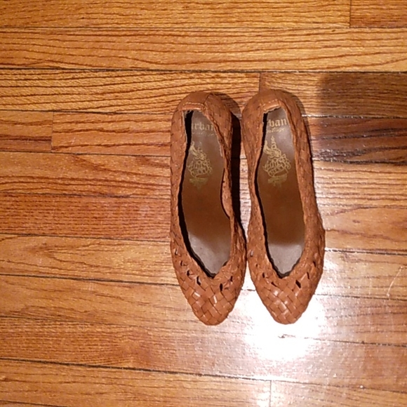 Urban Vintage Heels - Picture 3 of 8